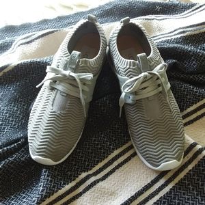 UGG fashion sneakers size 9